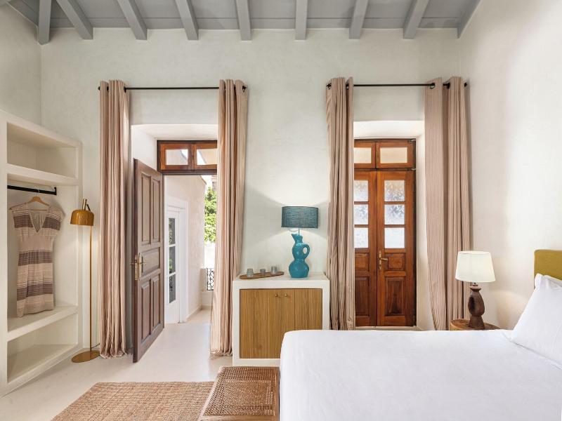 Teresa Spetses image