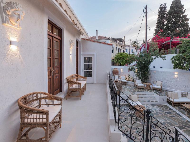 Teresa Spetses image