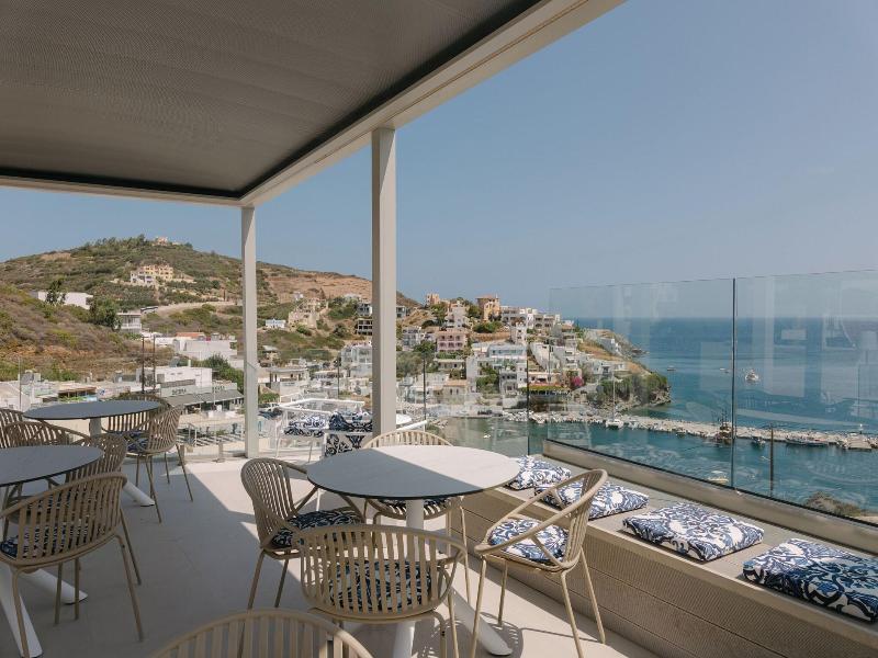 Golden Luxury Suites image