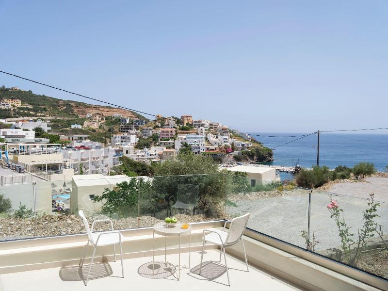 Golden Luxury Suites image
