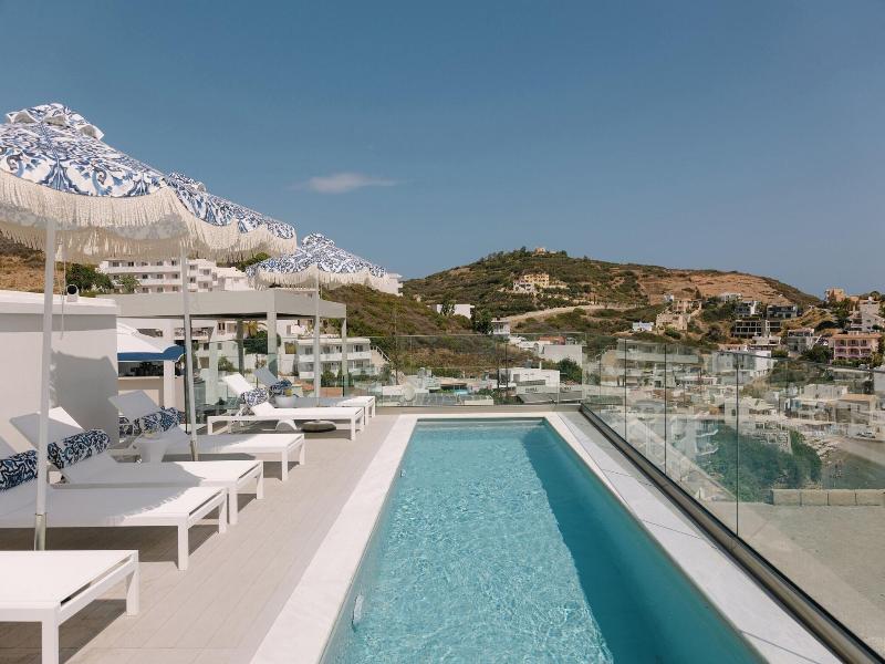 Golden Luxury Suites image