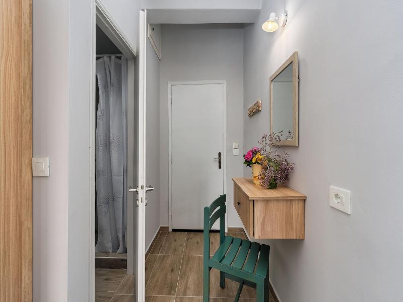 Laconia Domus - Plytra image