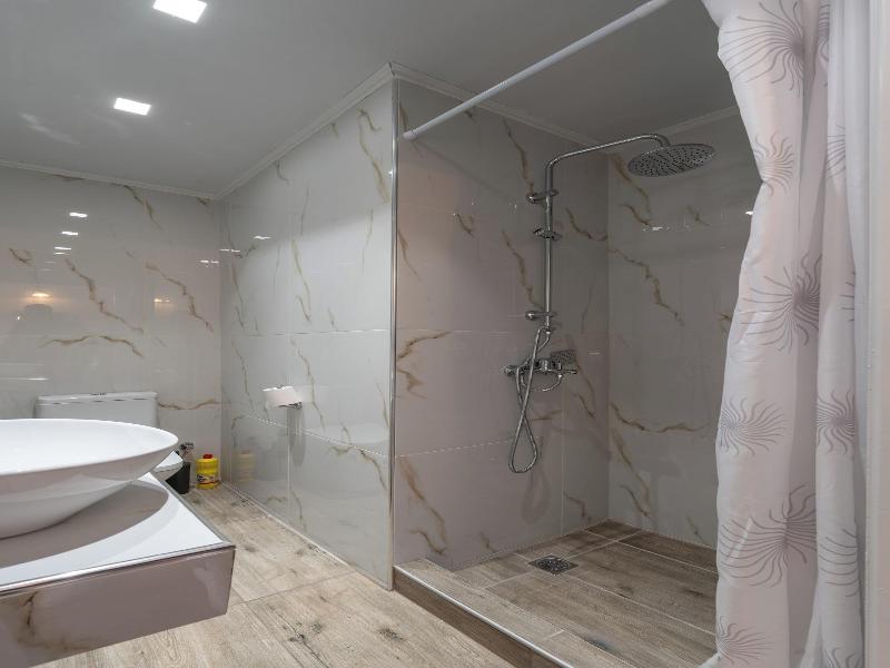 Laconia Domus - Plytra image