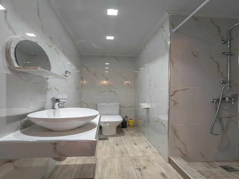 Laconia Domus - Plytra image