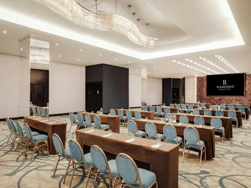 Renaissance Panama City Hotel image