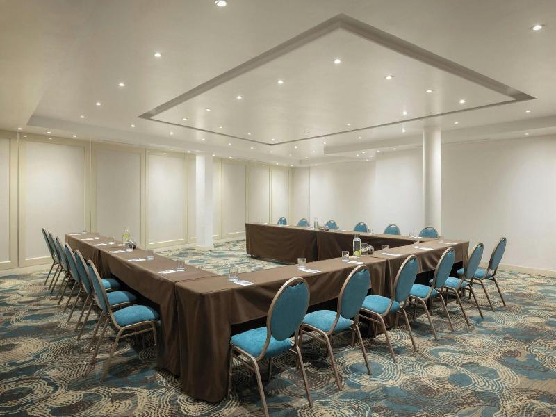 Renaissance Panama City Hotel image