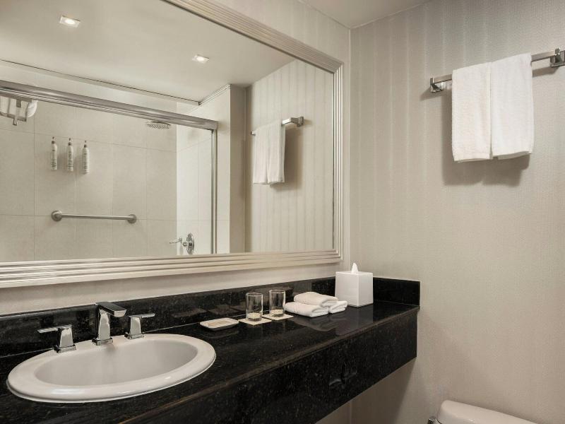 Renaissance Panama City Hotel image