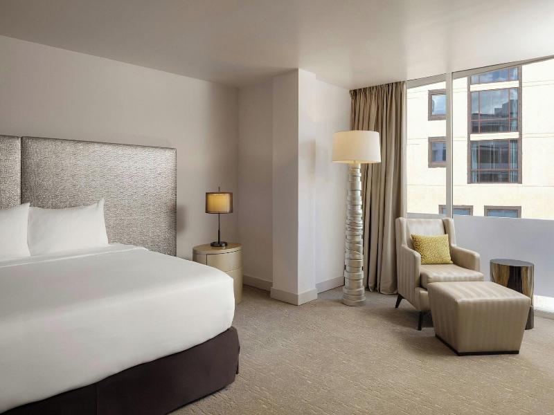 Renaissance Panama City Hotel image