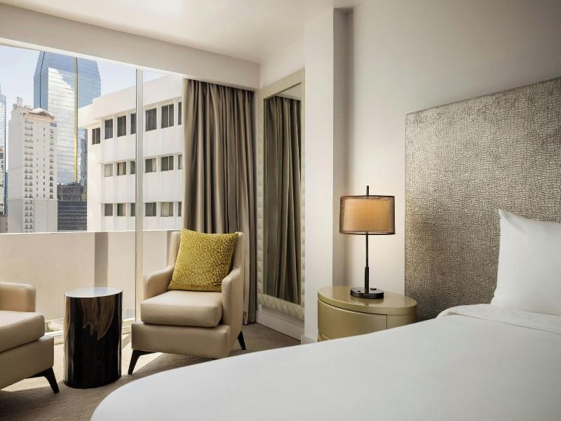 Renaissance Panama City Hotel image