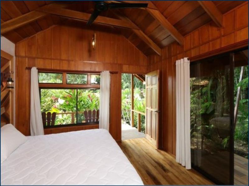 Natural Green Lodge image