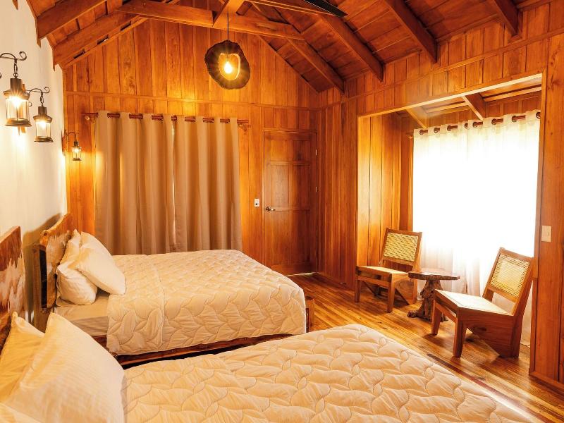 Natural Green Lodge image
