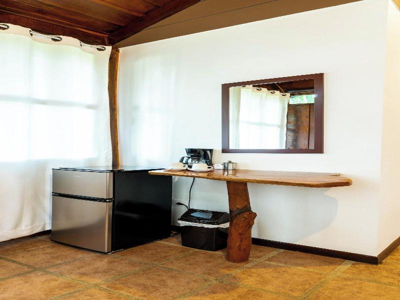 Natural Green Lodge image