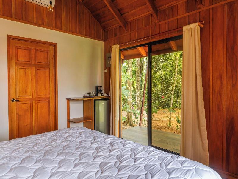 Natural Green Lodge image