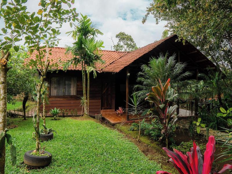 Natural Green Lodge image