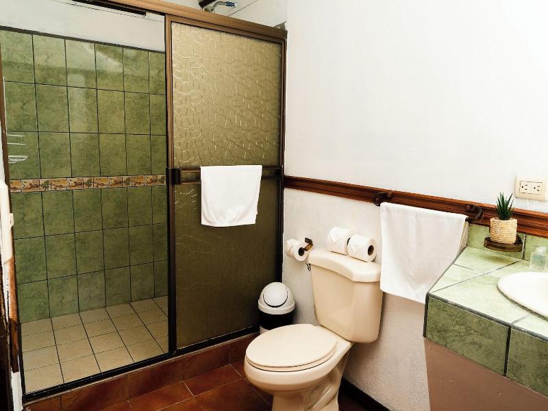 Natural Green Lodge image