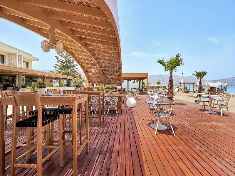 Enorme Teatro Beach image