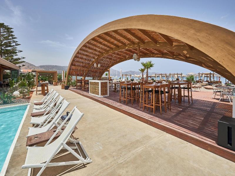 Enorme Teatro Beach image