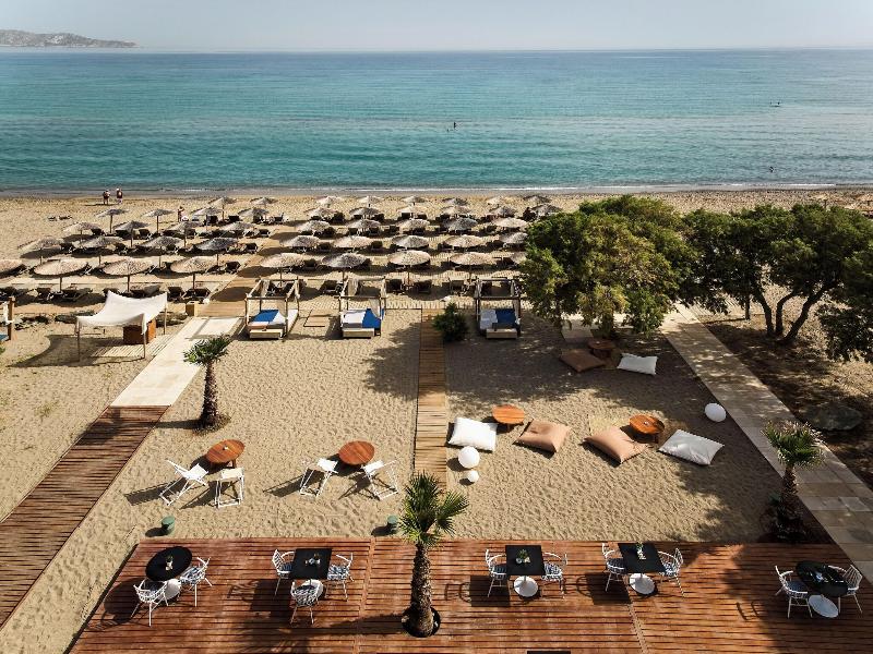 Enorme Teatro Beach image