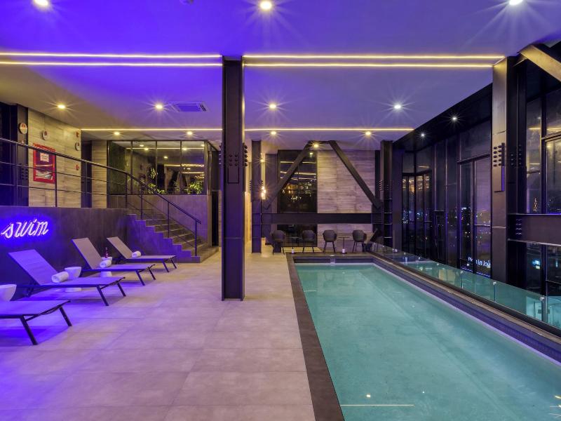 Downtown Designer Apartments By Uliv image