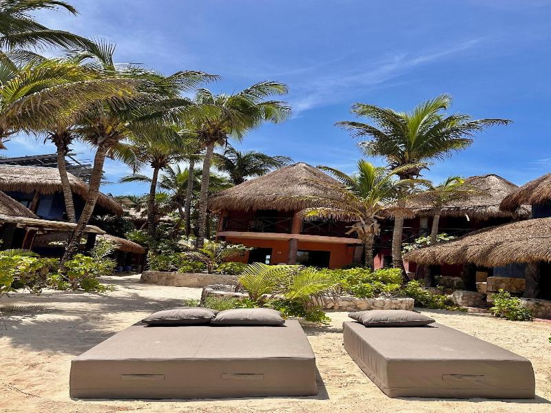 La Conchita Tulum — general view