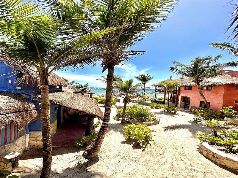 La Conchita Tulum — general view
