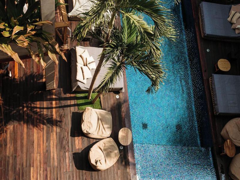 Naked Hotel Zipolite image