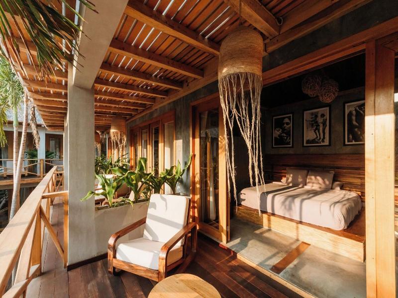 Naked Hotel Zipolite image