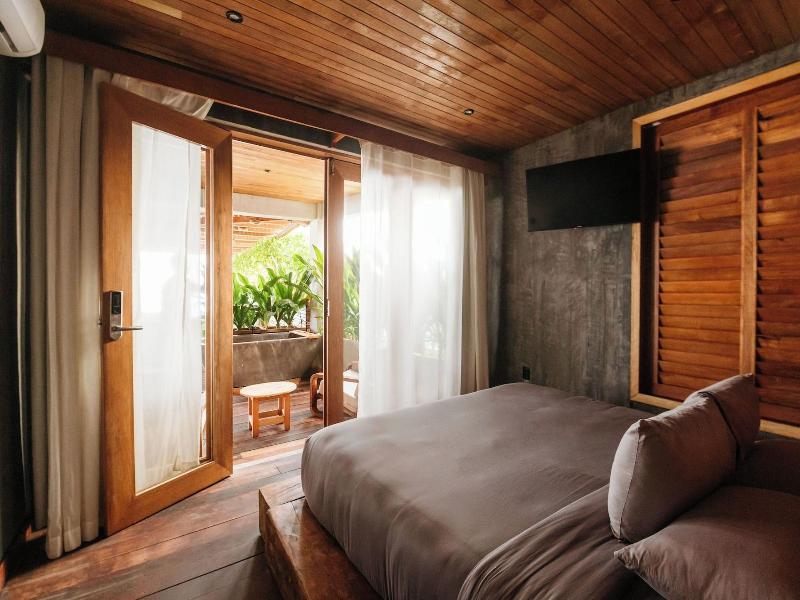 Naked Hotel Zipolite image