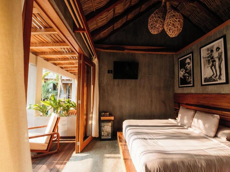 Naked Hotel Zipolite image