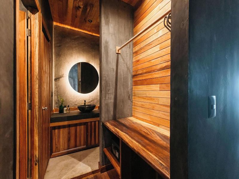 Naked Hotel Zipolite image