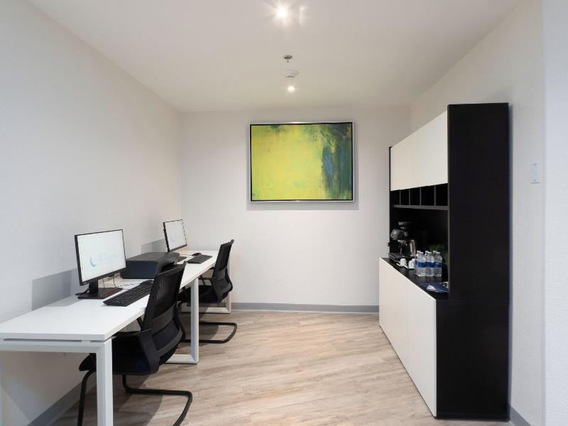 Hotel Mesaluna Short & Long Stay image