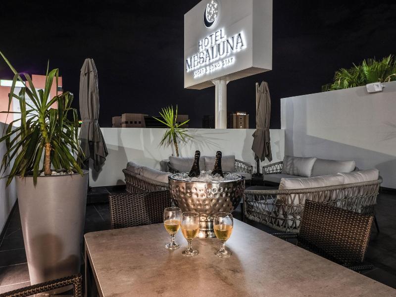 Hotel Mesaluna Short & Long Stay image
