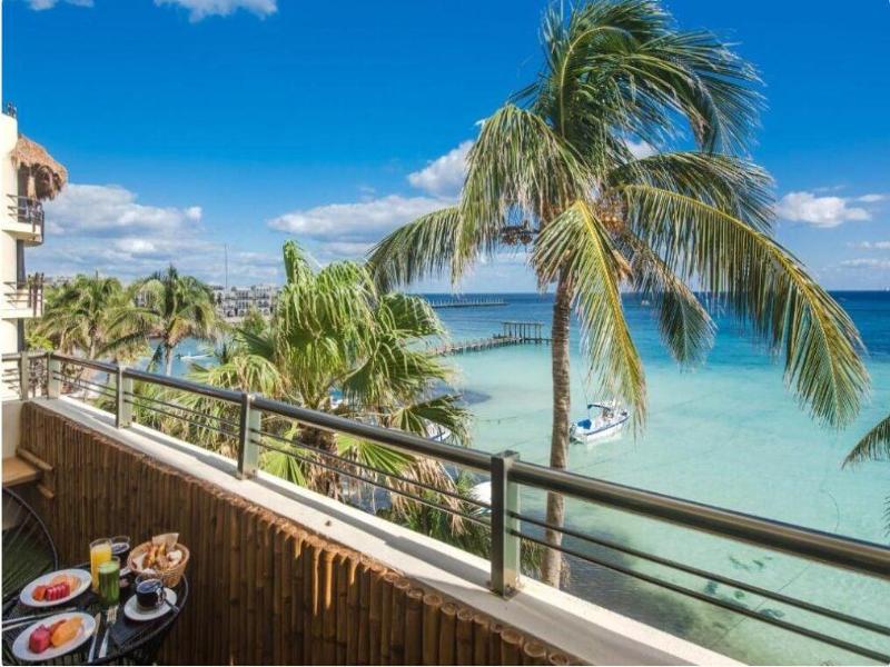 Ocean Plaza By Zamã¡ Homes image