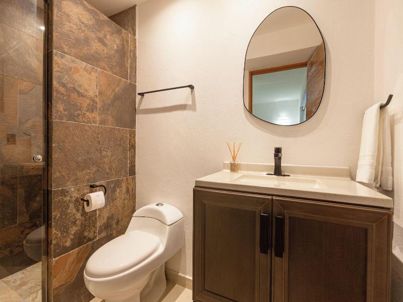 Ocean Plaza By Zamã¡ Homes image