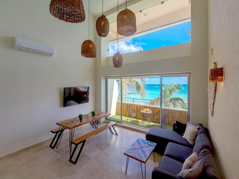 Ocean Plaza By Zamã¡ Homes image