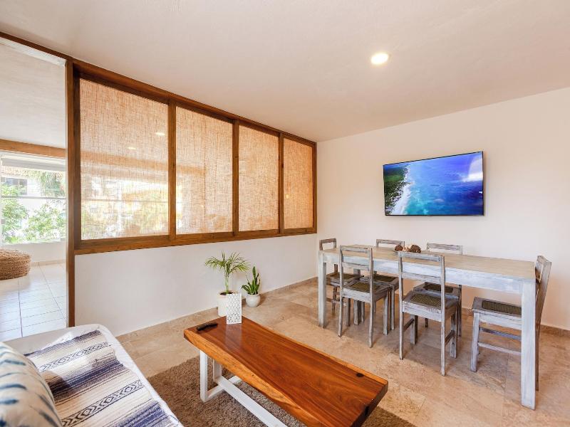 Ocean Plaza By Zamã¡ Homes image
