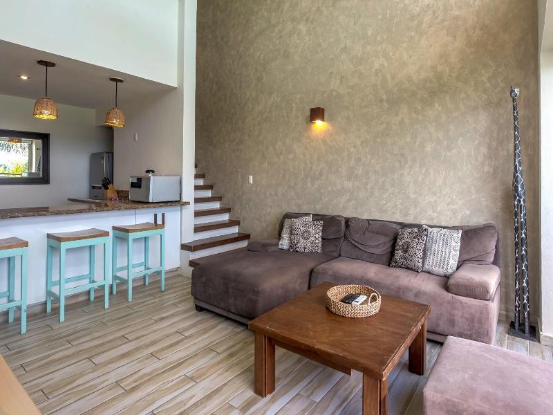 Ocean Plaza By Zamã¡ Homes image