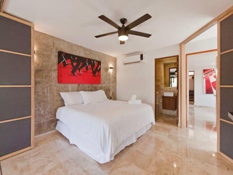 Ocean Plaza By Zamã¡ Homes image