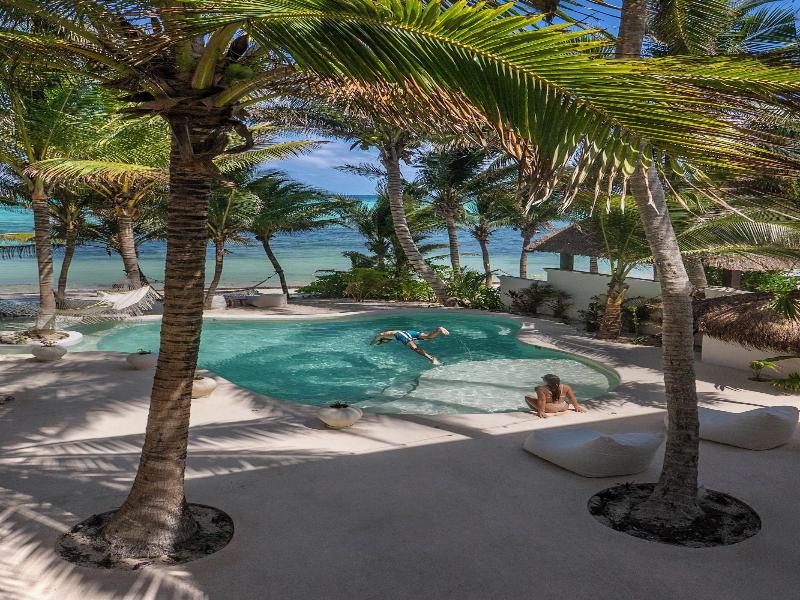Mantaray Tulum image