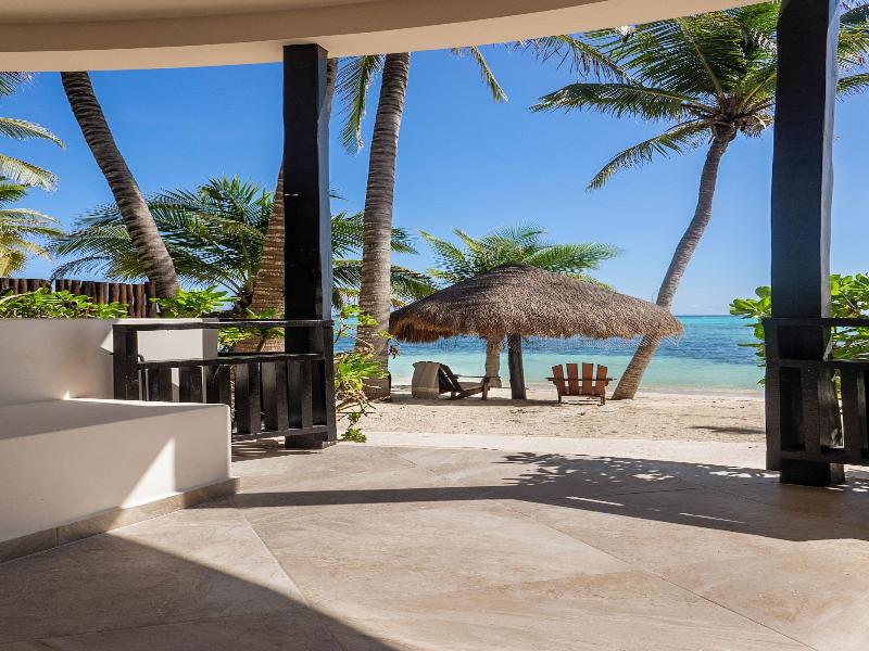 Mantaray Tulum image