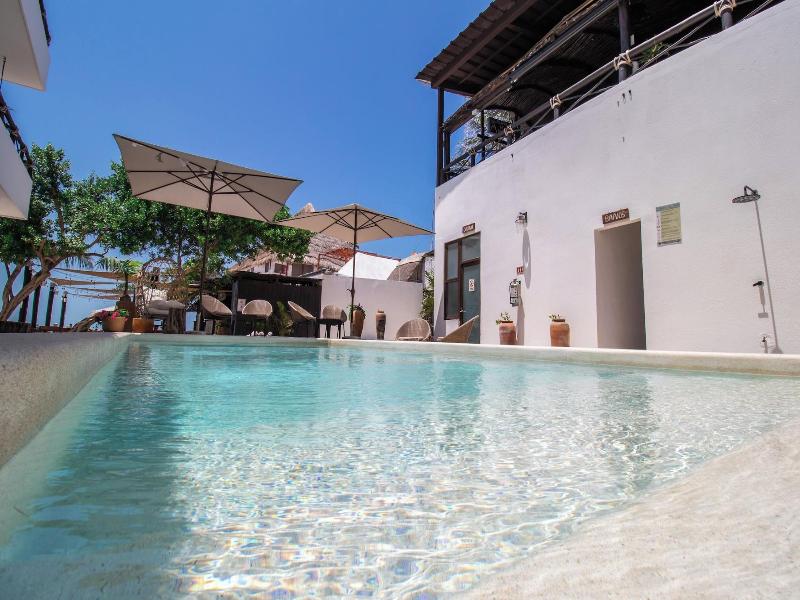 Hau Holbox Beach Front — exterior view