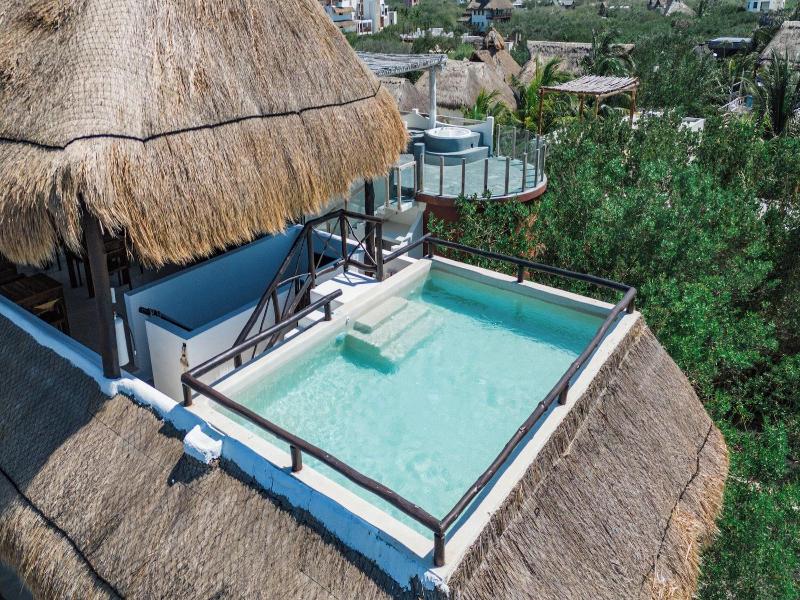 Hau Holbox Beach Front