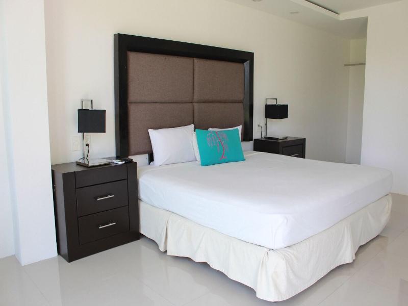 Sunlight Hotel image