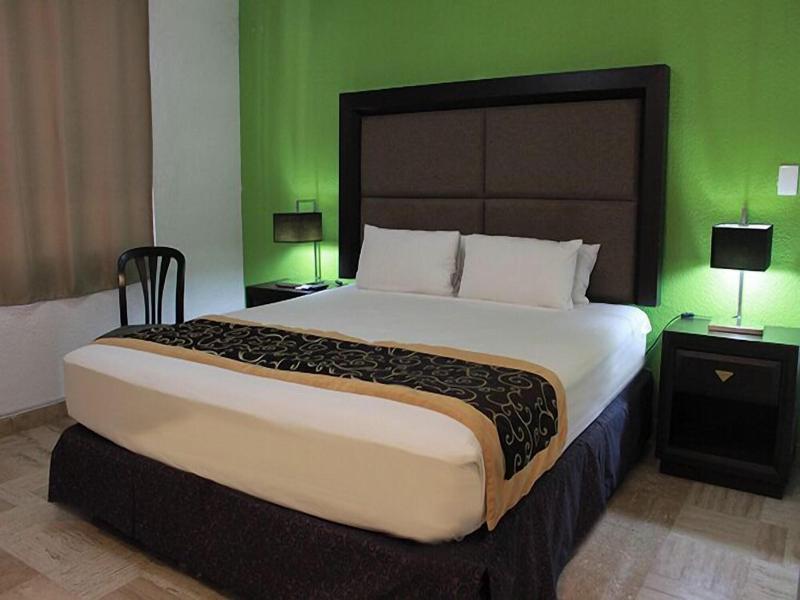 Sunlight Hotel image