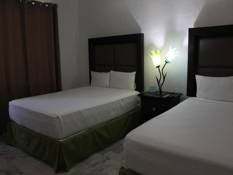 Sunlight Hotel image
