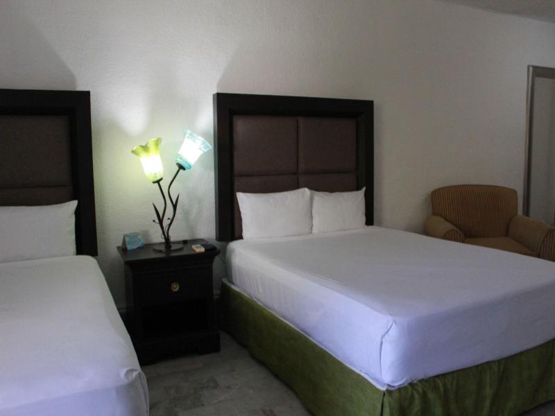 Sunlight Hotel image