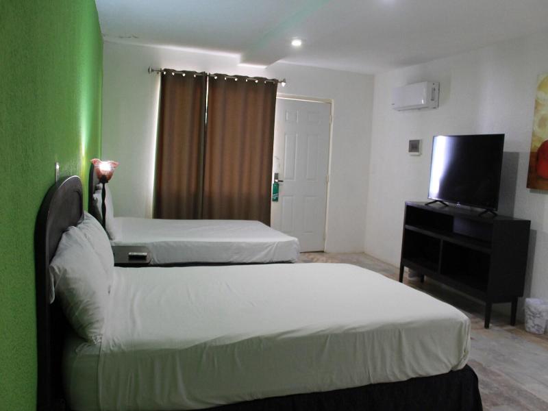 Sunlight Hotel image