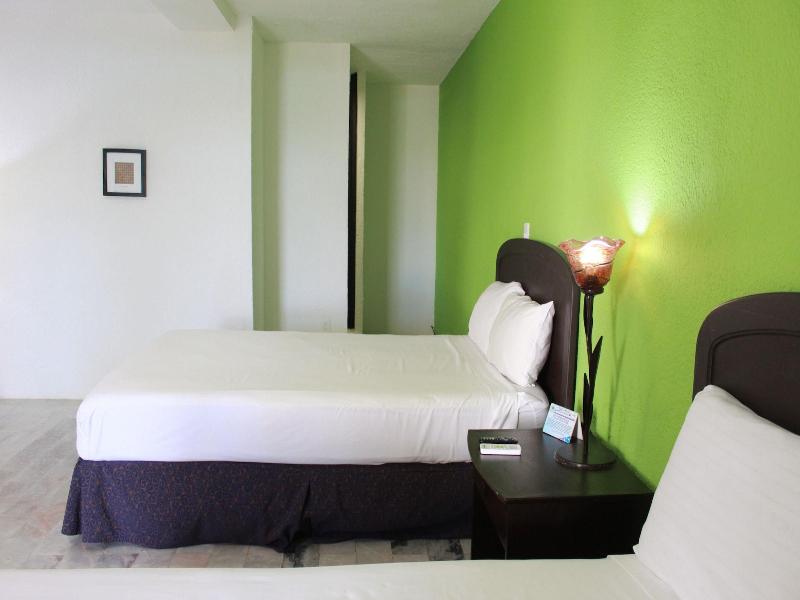 Sunlight Hotel image