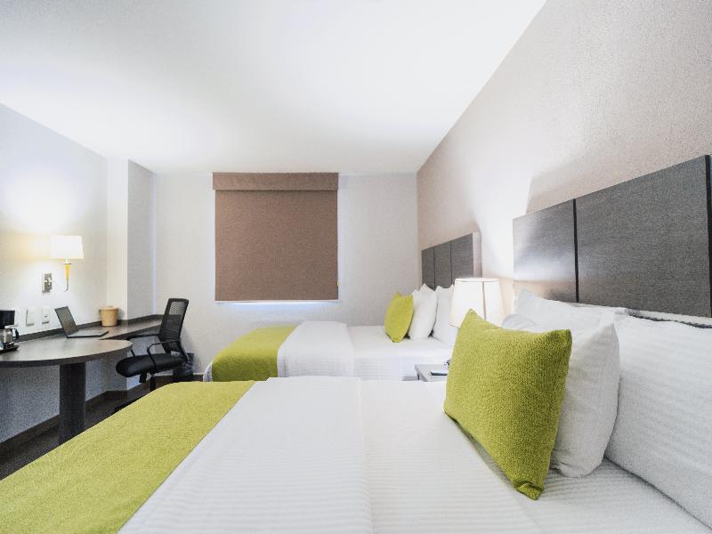 Hotel Bewow Queretaro image