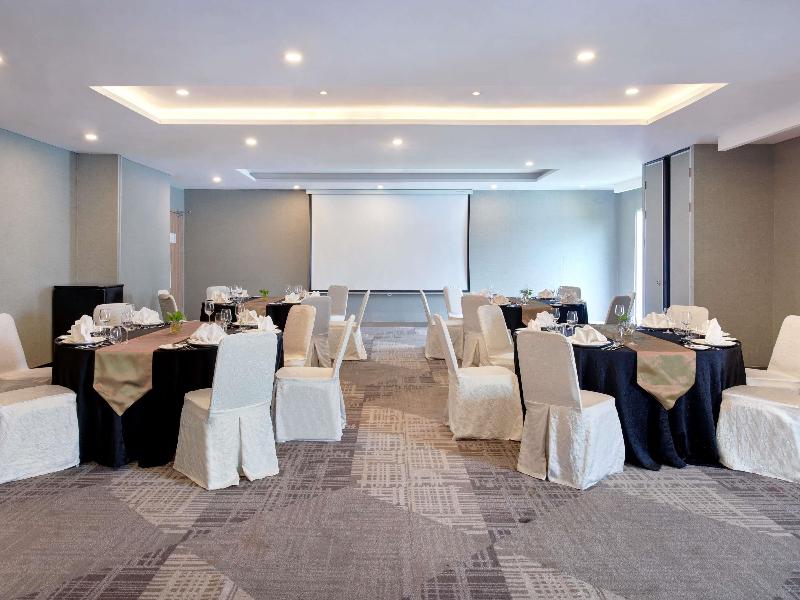 Novotel Jakarta Cikini Hotel image